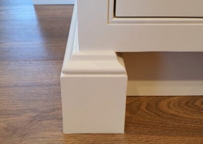 Planted Plinth Wrapped Cabinet Leg